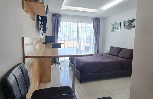 Jomtien Condo | Water Park Premium Studio 5G Wi-fi ★