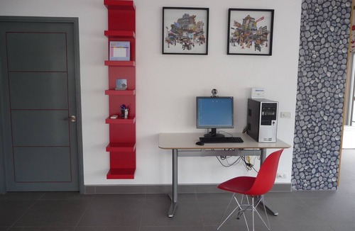 Nong Kae Villa | Wheelchair accessible Pool Villa Red, 3b/2b for disabled, sleep 6/8