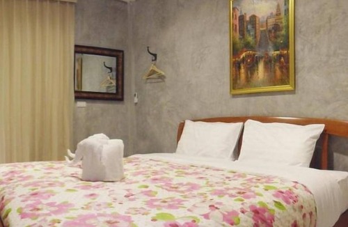 Khanong Phra Resort | White Knot Khao Yai