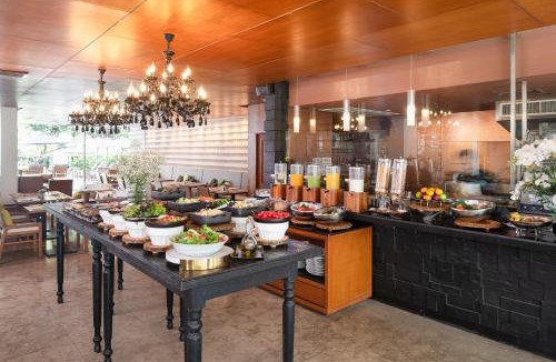 North Pattaya Hotel | Woodlands Suites Serviced Residences
