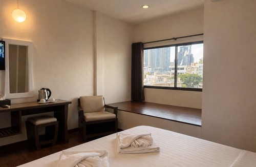 Nana Hotel | Woraburi Sukhumvit Hotel & Resort