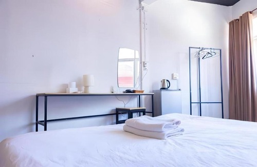 Chang Moi Apartment | XXGO INN Thaphae Chiang Mai - กำแพงดิน