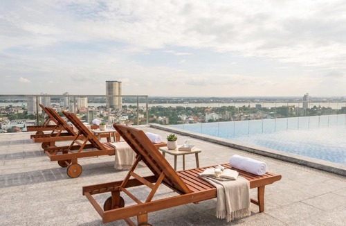 Daun Penh Apartment | Yuetai Phnom Penh Harbour - Riverside Hotel