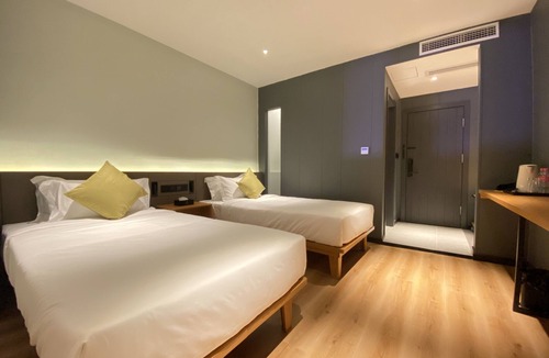 Sangkat Veal Vong Hotel | Yunfan Hotel