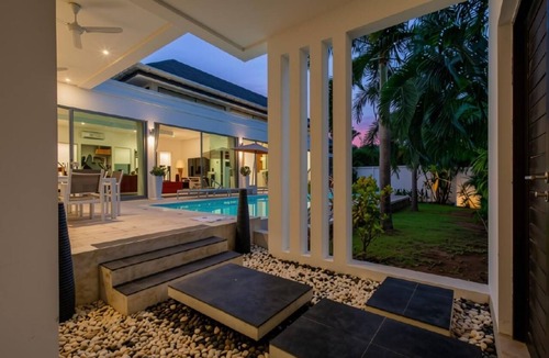 Ban Saiyuan Villa | Zen Private Pool Villa, Little Paradise