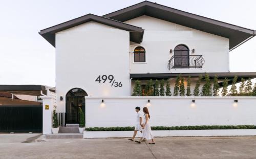 San Sai Villa | Zenzio Glass Pool Villa - Chiangmai