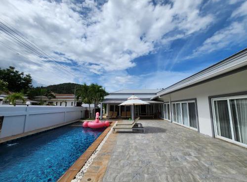 ปุณิกา พูล วิลล่า หัวหิน Punika Pool Villa Hua Hin in Hua Hin