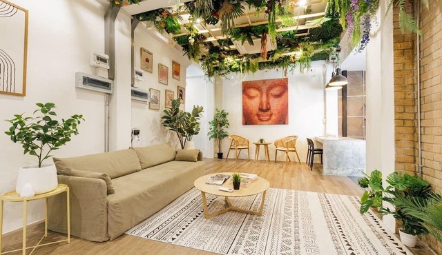 03 Wabisabi Heart of Bangkok 3MIN TO MRT train in Khet Huai Khwang