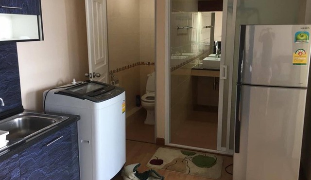 1 bedroom condo located in the heart of Sriracha.