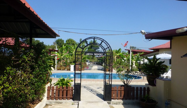 1 bedroom pool Villa Tropical fruit garden Fast Wi-Fi Smart Tv Home Cooking