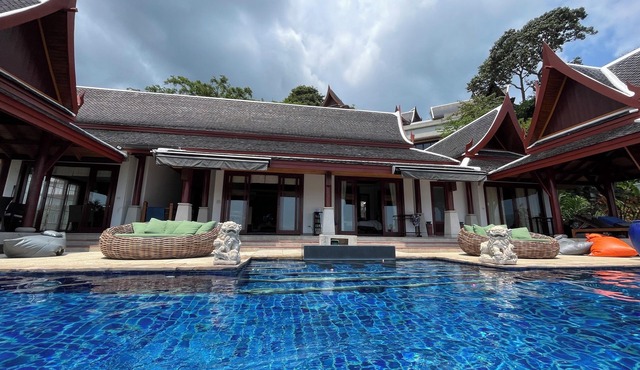 Amazing Sea View Infinity Pool Villa with chef, Surin & Bang Tao beach, 6-bedrm