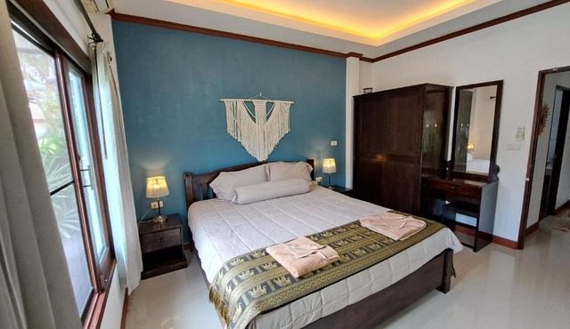 Ananda Resort, Villa 4 in Maenam Jungle in Amphoe Koh Samui