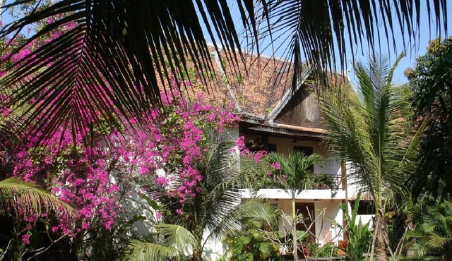 Anger mysteries your Lodge with swimming pool in the heart of a large tropical garden. in Krong Siem Reap