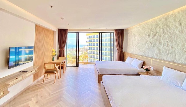 Apartment with sea view from bed, 5 star resort 1N in Hoi An