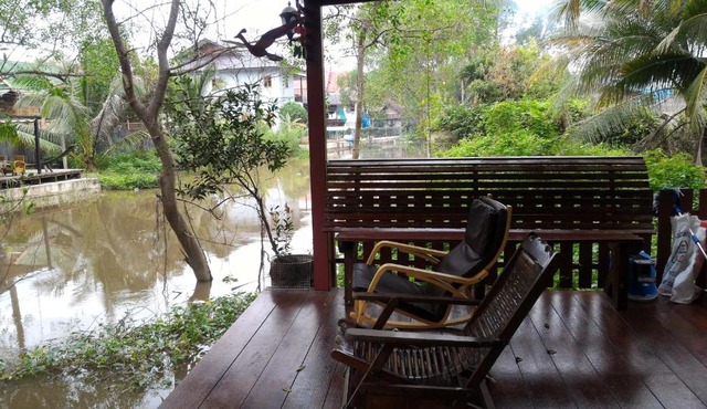 Aple Homestay