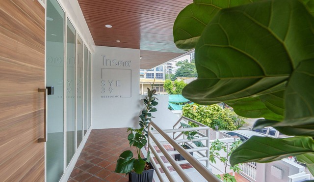 ART&ZEN Entire House @SUKHUMVIT39 BTS Phrompong