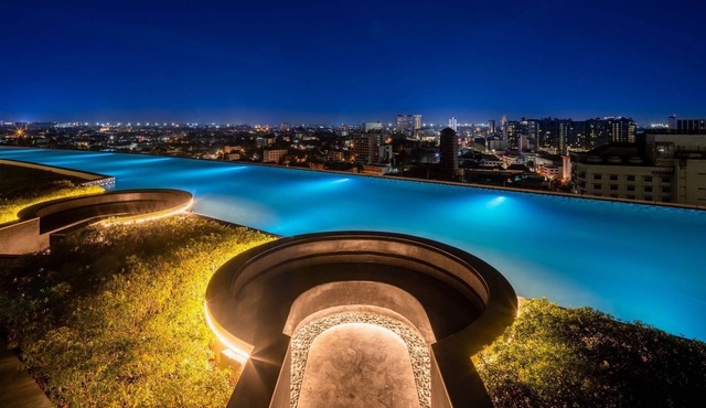 Astra Sky River Luxury 1B1BCondo