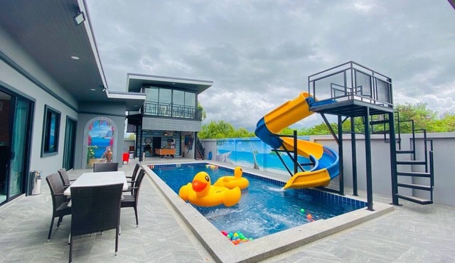 At Leisure Poolvilla private home for Relax ,parties with friends Family kids