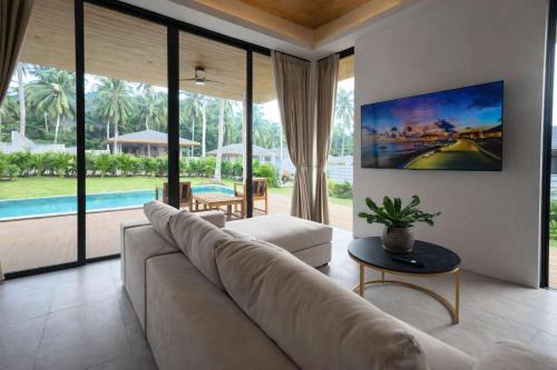 AVA Aurora Villa