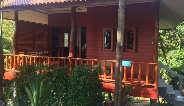 Baan Jan Pha, Thongnaipan noi, Koh Phangan