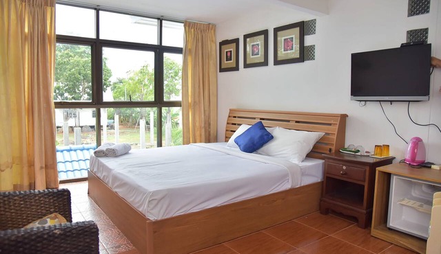 Baan P'Mike Resort Pranburi in Pranburi