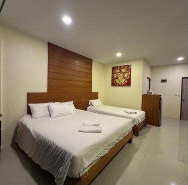 Baan Phu Place
