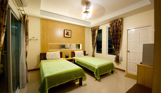 Baan Suan Resort Juree Punsuk