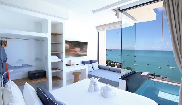 Bandara Pool Villas, Phuket in Wichit