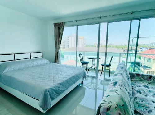 Bangsaray Beach B421 บางเสร่ บีช รายเดือน