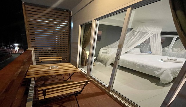 Be Rich Hotel