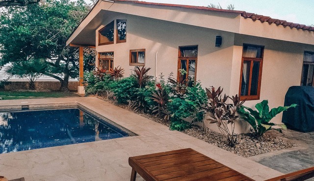 Beachfront Paradise With Pool & Stunning Sunsets in Playa El Coco