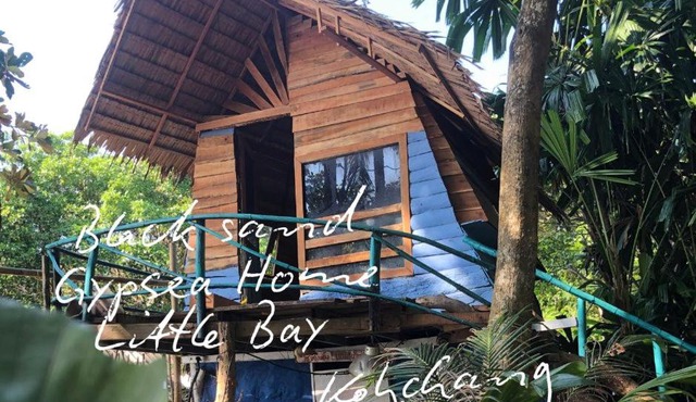 Black sand Gypsea Home Little Bay Kohchang Ranong in Ko Thalu
