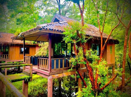 BMB Boun Marvin Bungalows in Ko Phayam