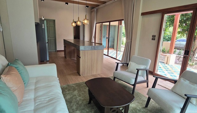 Charming 3-bedroom house with AC and WiFi in quaint Sankampang