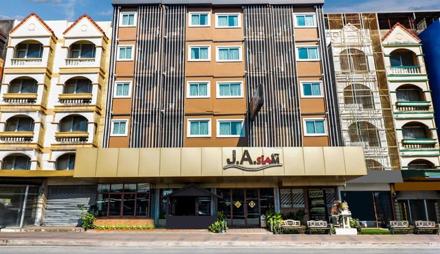 Charming Standard Double | Stay in Siam City in Pattaya