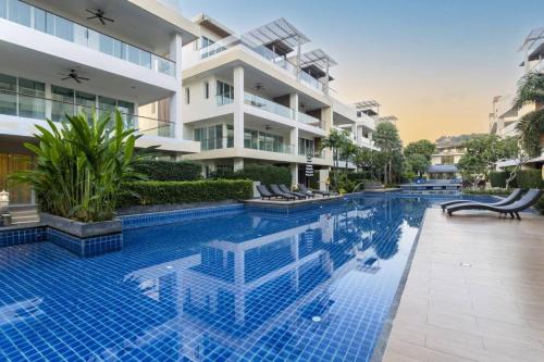 Close to the beach Klong