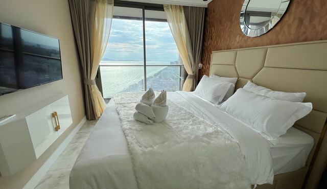Copacabana Jomtien Beach Condo