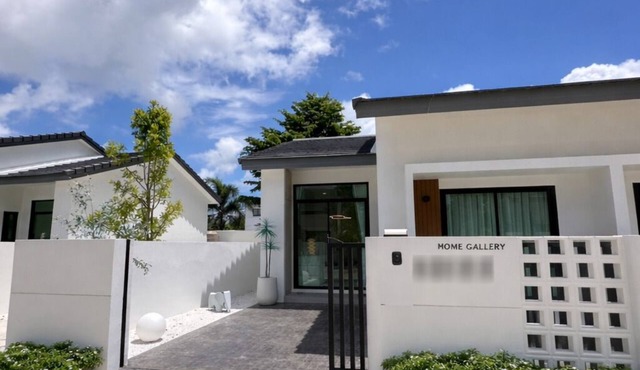 Coxy 2-bedroom house with AC in charming Near Bangtao Beach Phuket