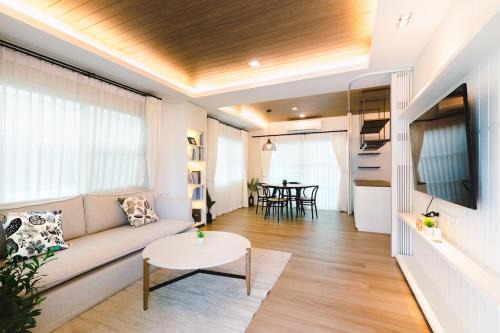 Cozy Family Home near Mega Bangna in Samutprakarn