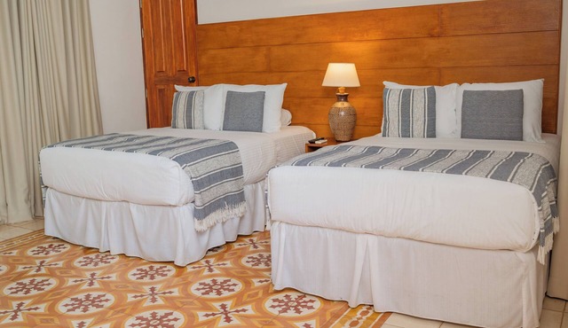 Deluxe double full size bedroom in Granada