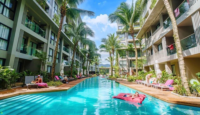 Deluxe Poolside 2BR Condo, Diamond Resort Phuket in Choeng Thale