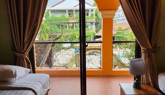 DEN HOTEL TOTONOU SIEM REAP