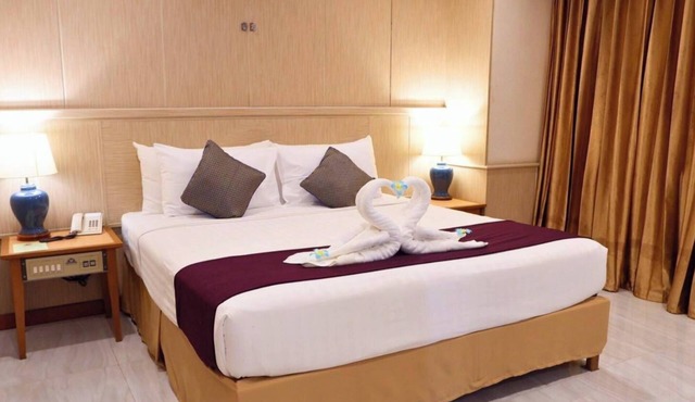 Diamond Plaza Hotel Suratthani