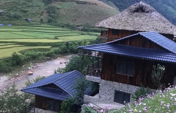 Dong Suoi H'mong Homestay & Bungalow in Mu Cang Chai