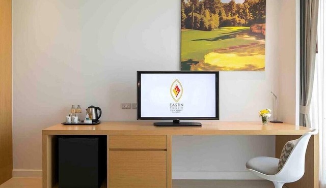 Eastin Thana City Golf Resort in Bangkok Noi