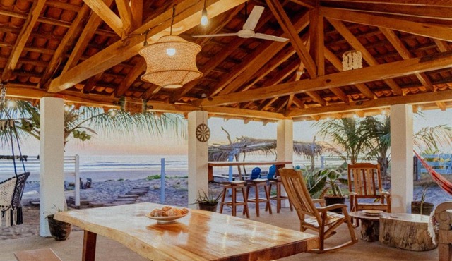 Echoes Surf Casitas in Mechapa