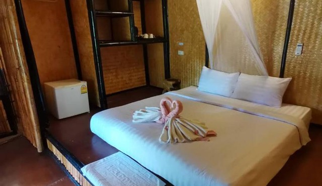 Eco Lanta Hideaway Beach Resort