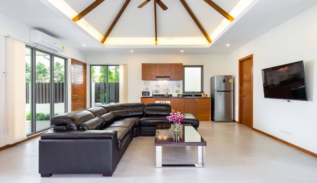 Exquisite Thai Balinese Pool Villa Mika in Rawai