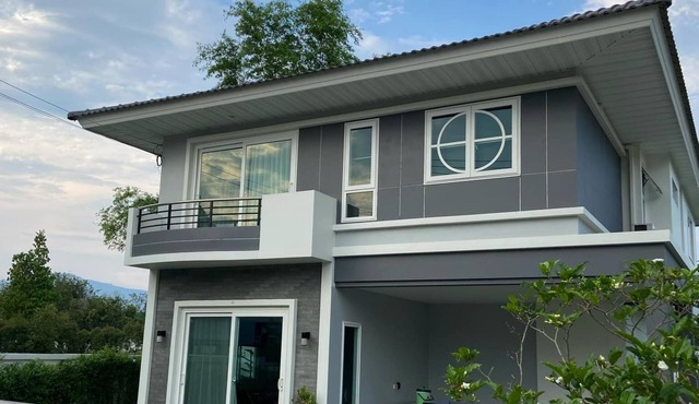 Hang Dong 4BDRM Near Golf Course, Gym, Park, Pool Table, Western Kitchen