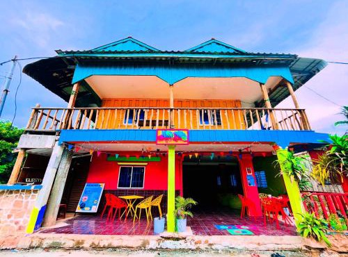 Happiness Guesthouse & Garden in Koh Rong Sanloem